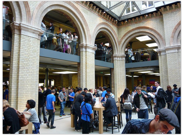 Covent Garden Apple Store Interior