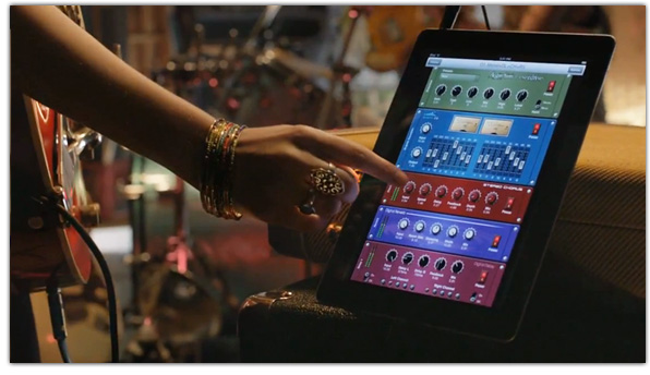 Apple have uploaded a new iPad 2 TV advert to their YouTube channel