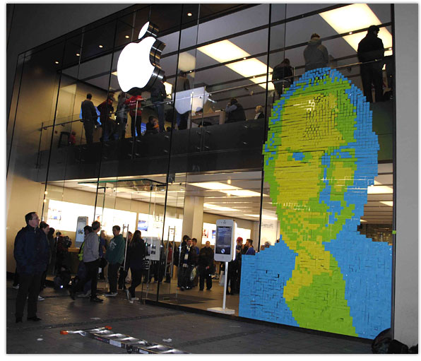 Steve Jobs tribute created with 4001 post-it notes